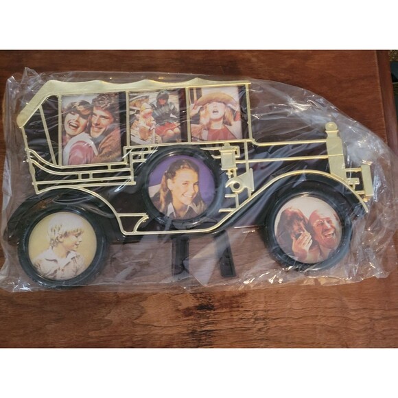 NIB Vintage Classic Car Multi-Photo Frame 12.75" #200 - Picture 3 of 7
